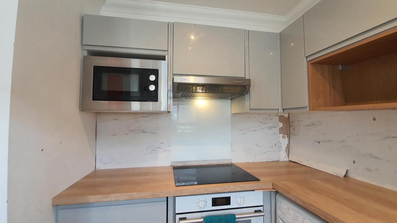 Brondesbury Arms Apartment London Exterior photo