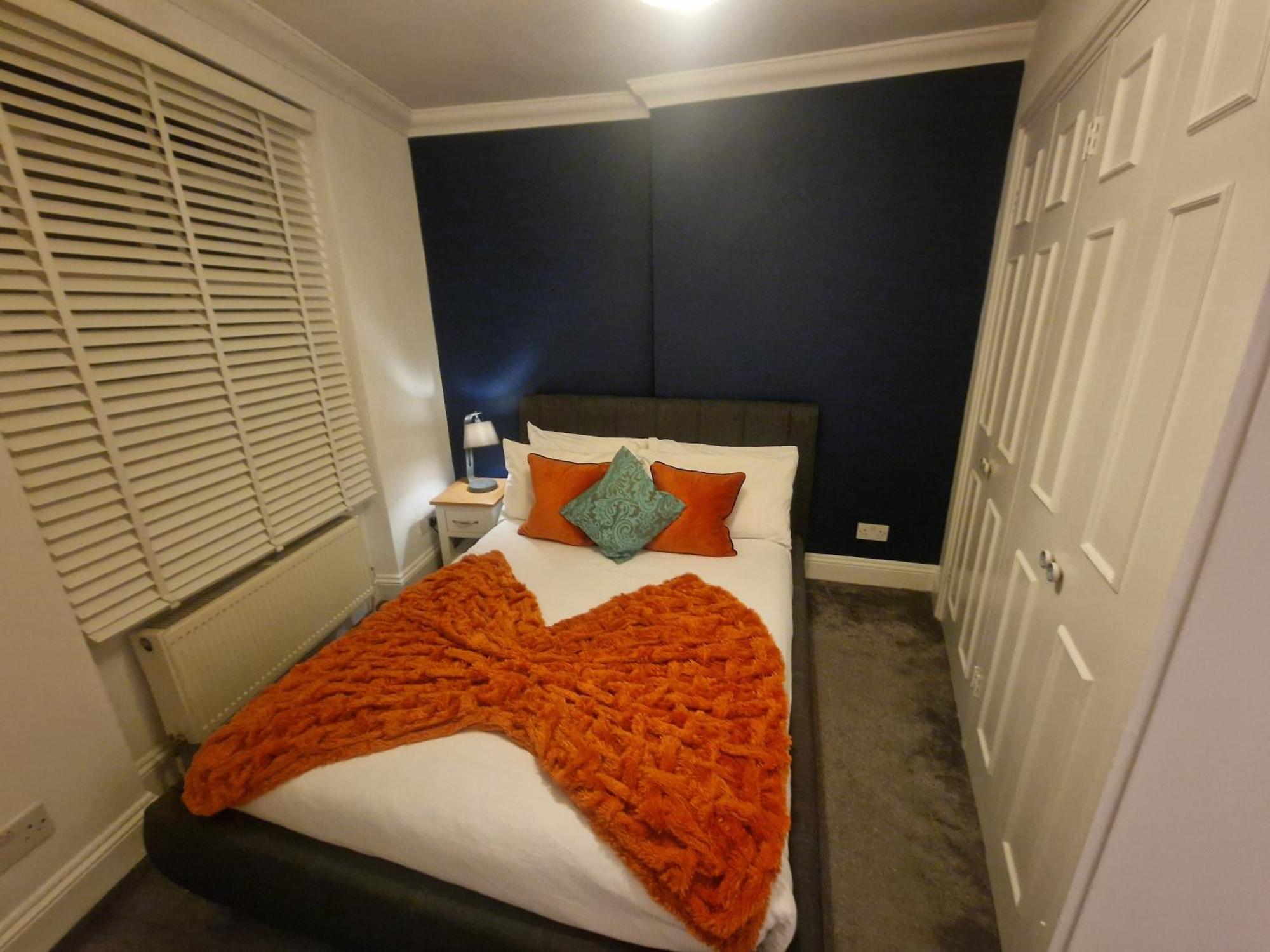 Brondesbury Arms Apartment London Exterior photo